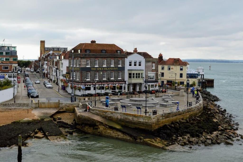 شقة Portsmouth Urban Haven المظهر الخارجي الصورة