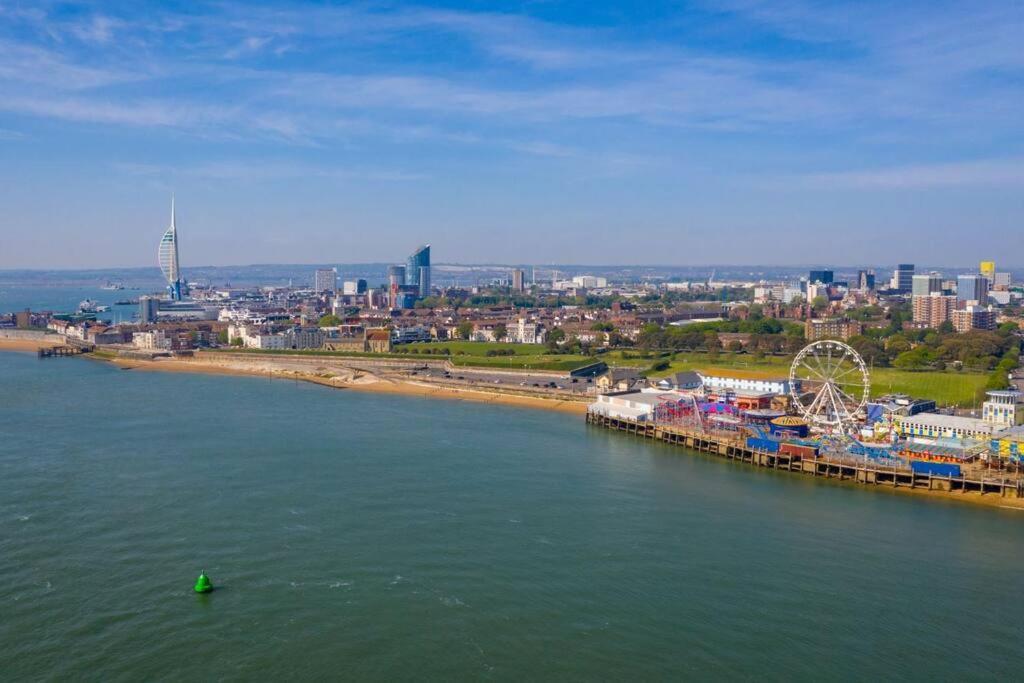 شقة Portsmouth Urban Haven المظهر الخارجي الصورة
